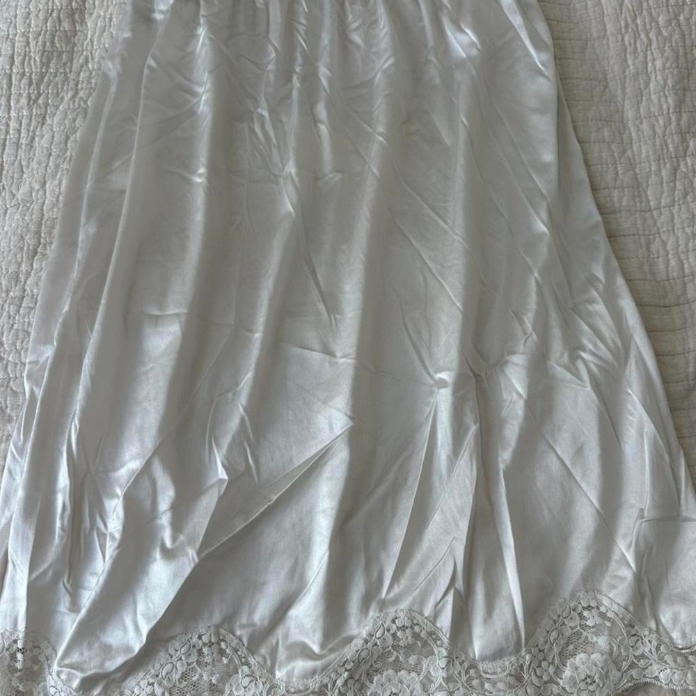 White lace trim slip skirt